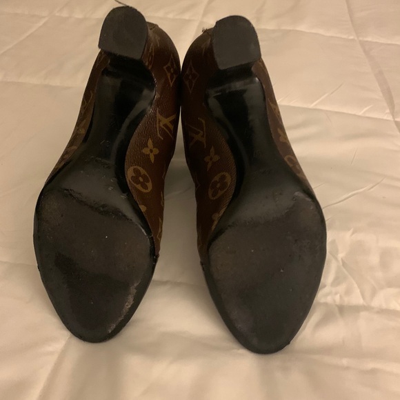 Louis Vuitton limited edition booties - Picture 2 of 4